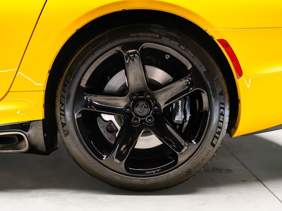 2014 Dodge Viper 5th Gen - Image 30 of 31