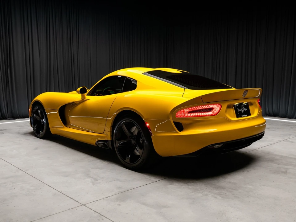 2014 Dodge Viper 5th Gen - Image 4 of 31