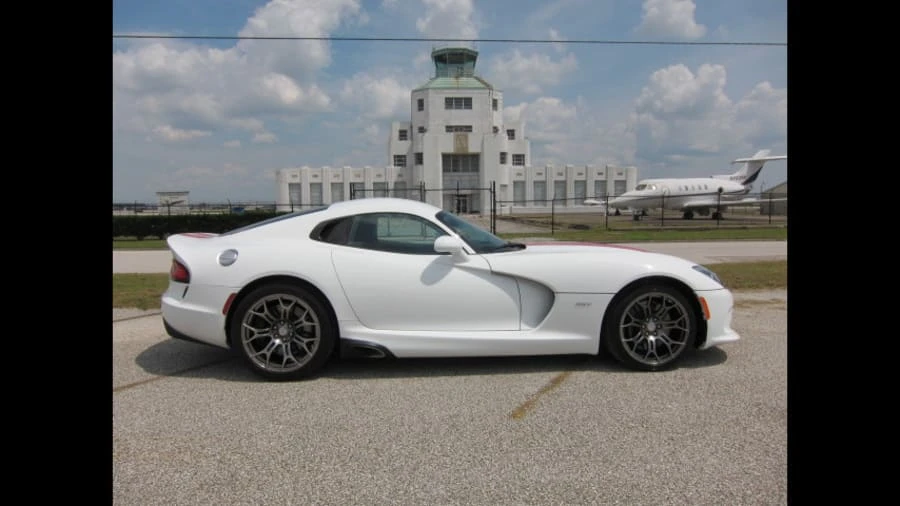 2014 Dodge Viper 5th Gen - Image 2 of 10
