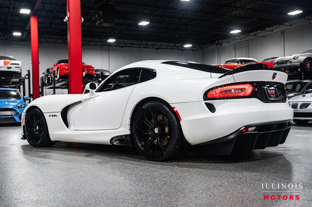 2014 Dodge Viper 5th Gen - Image 3 of 21