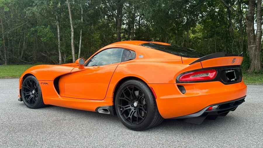 2014 Dodge Viper 5th Gen - Image 3 of 31