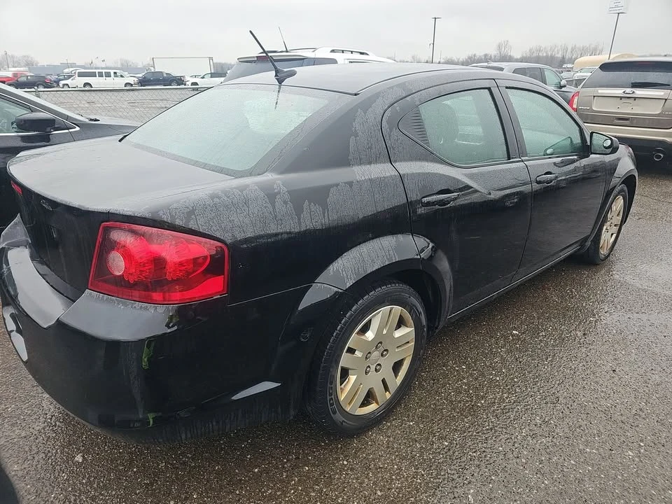 2014 Dodge Avenger Sedan - Image 4 of 4