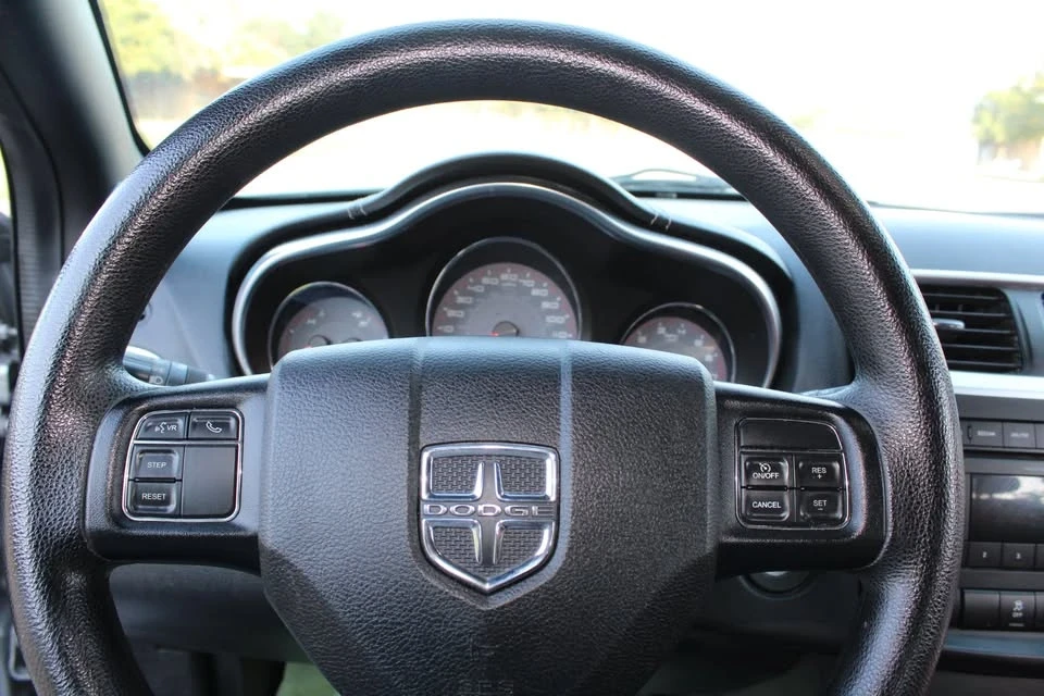 2014 Dodge Avenger Sedan - Image 12 of 16