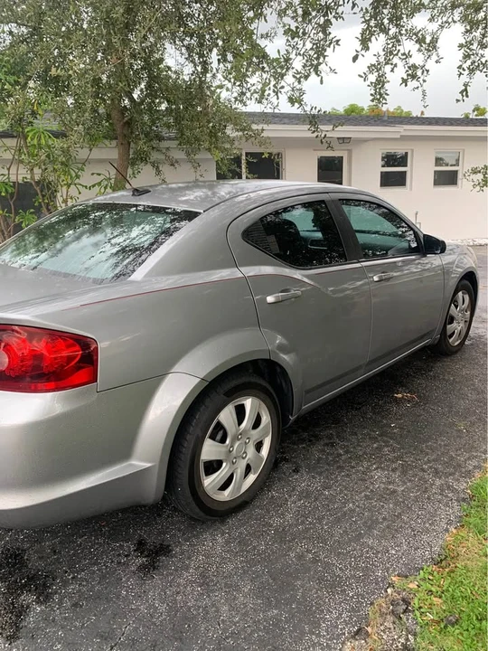 2014 Dodge Avenger Sedan - Image 2 of 7