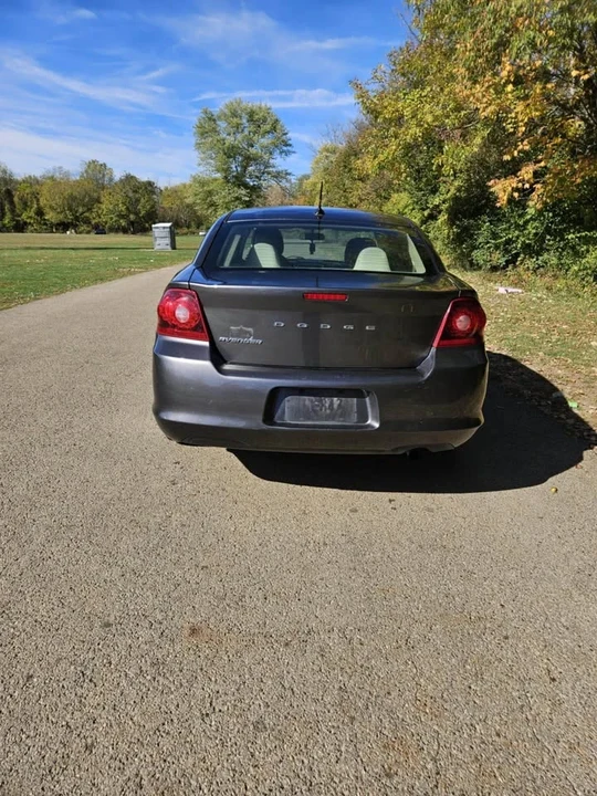 2014 Dodge Avenger Sedan - Image 6 of 10