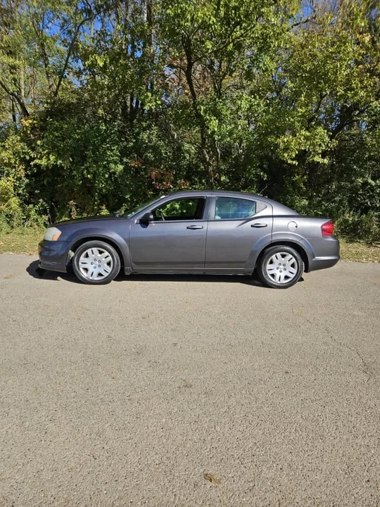 2014 Dodge Avenger Sedan - Image 4 of 10