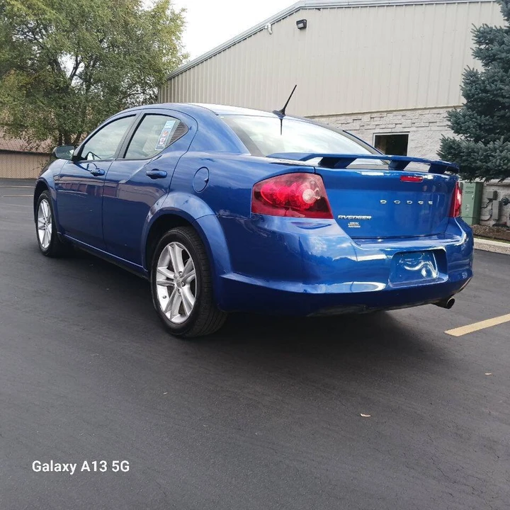 2014 Dodge Avenger Sedan - Image 11 of 19
