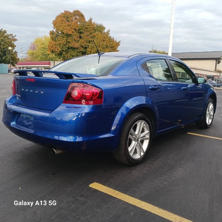 2014 Dodge Avenger Sedan - Image 8 of 19