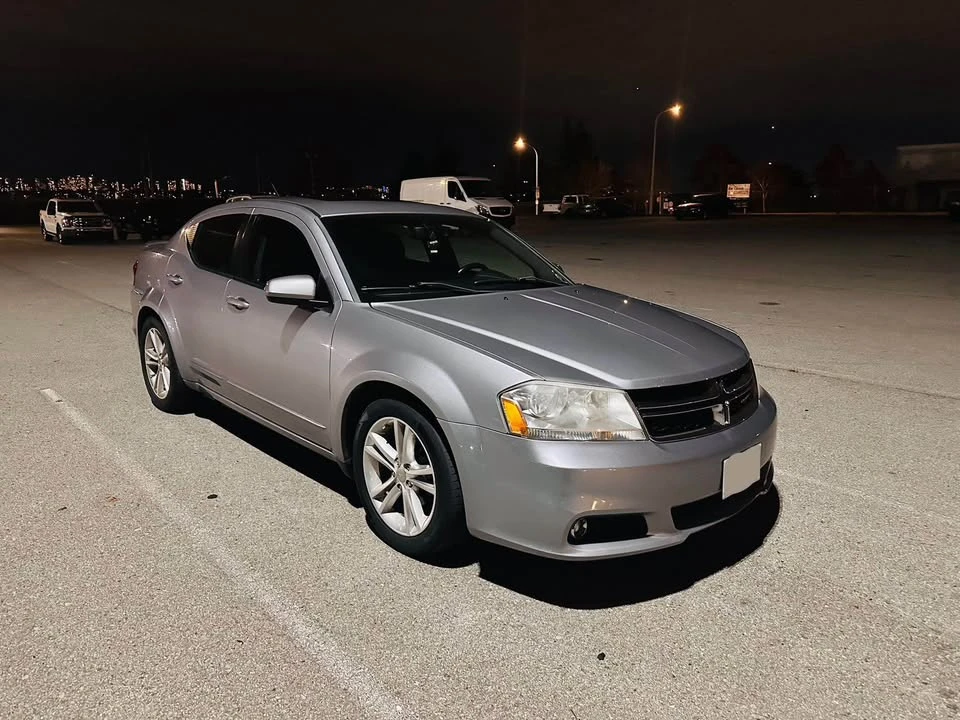 2014 Dodge Avenger Sedan - Image 2 of 8