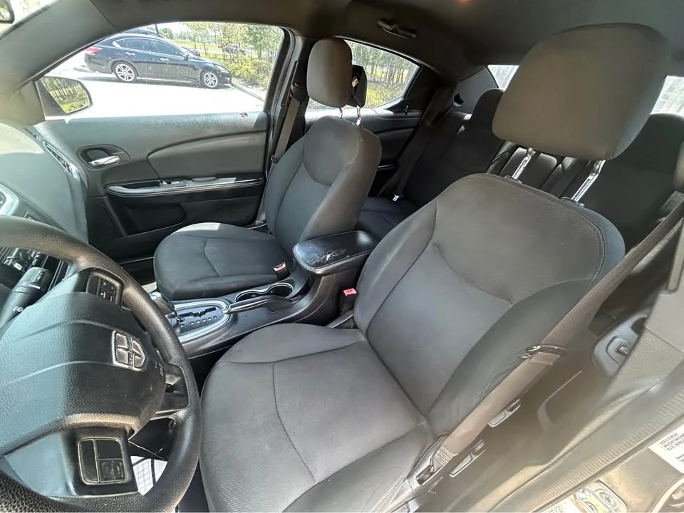 2014 Dodge Avenger Sedan - Image 6 of 8