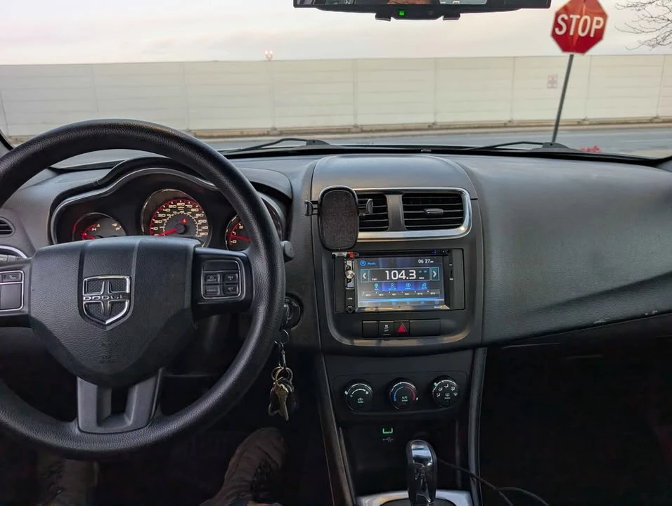 2014 Dodge Avenger Sedan - Image 11 of 13