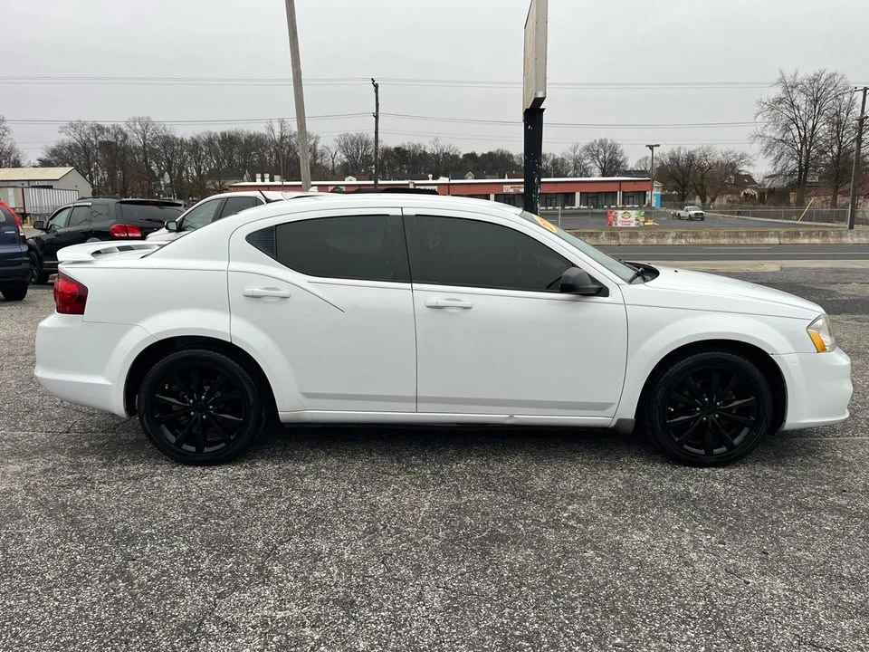 2014 Dodge Avenger Sedan - Image 5 of 15