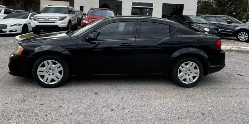 2014 Dodge Avenger Sedan - Image 8 of 10