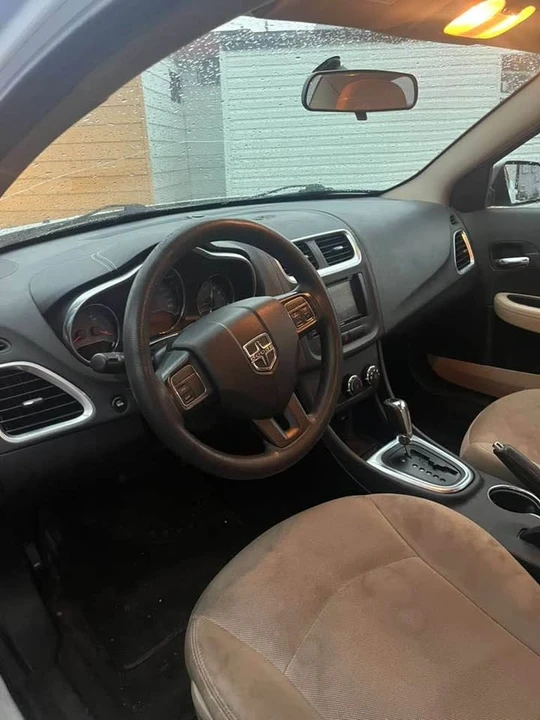 2014 Dodge Avenger Sedan - Image 4 of 6