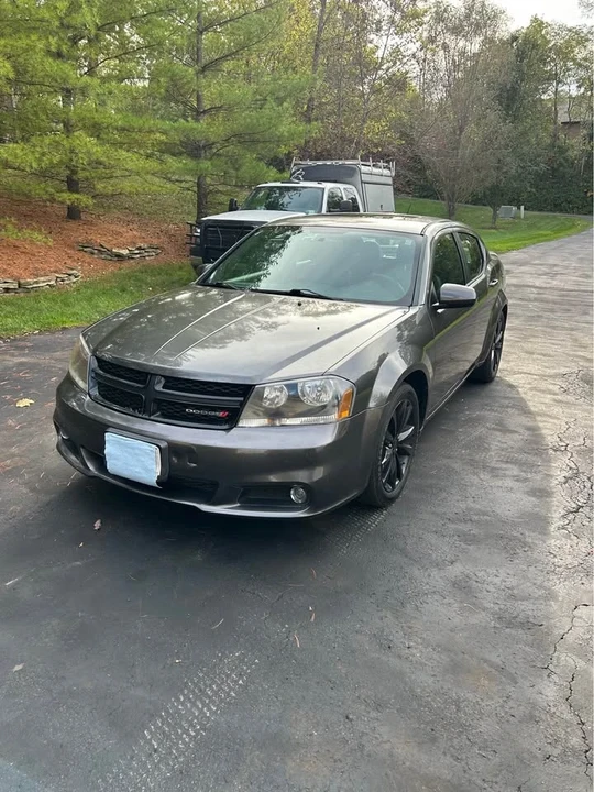 2014 Dodge Avenger Sedan - Image 2 of 7