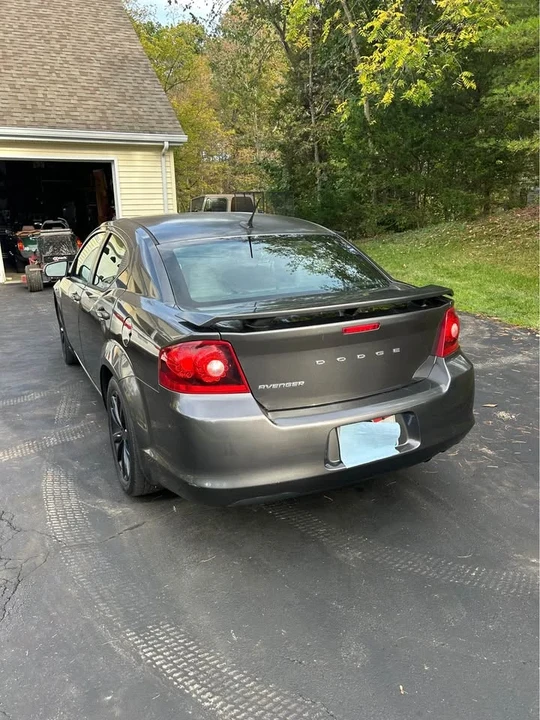 2014 Dodge Avenger Sedan - Image 4 of 7