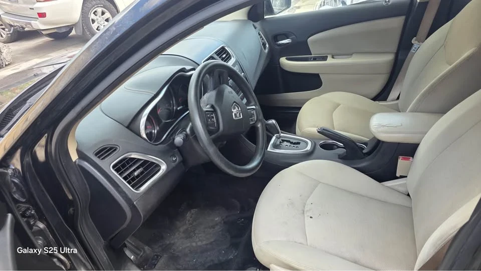 2014 Dodge Avenger Sedan - Image 2 of 6