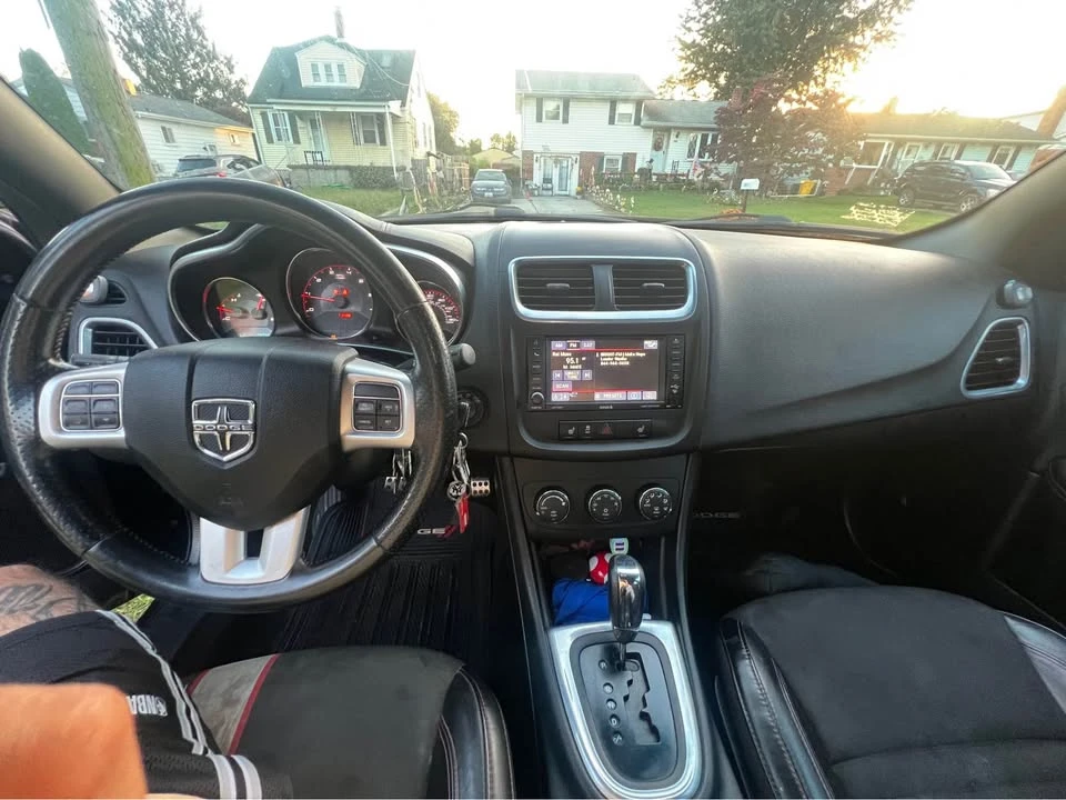 2014 Dodge Avenger Sedan - Image 6 of 8
