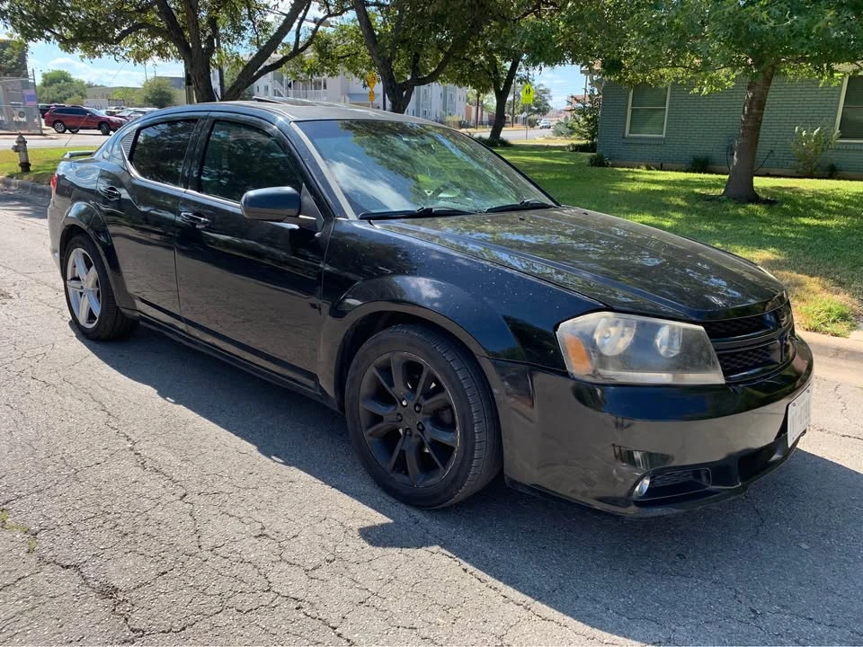 2014 Dodge Avenger Sedan - Image 3 of 10