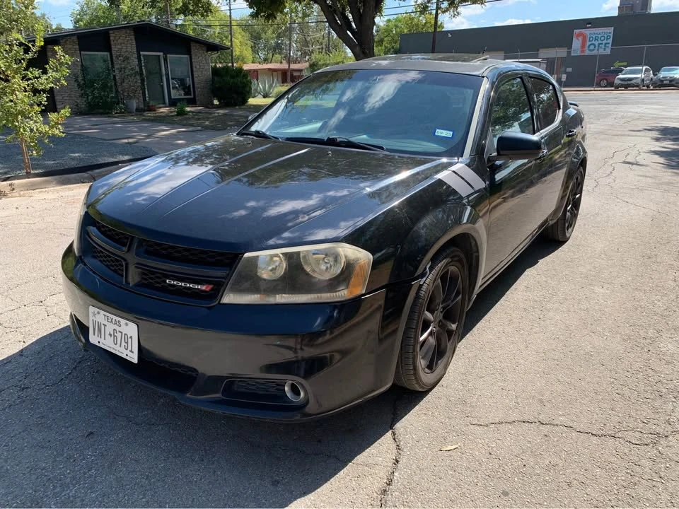2014 Dodge Avenger Sedan - Image 2 of 10