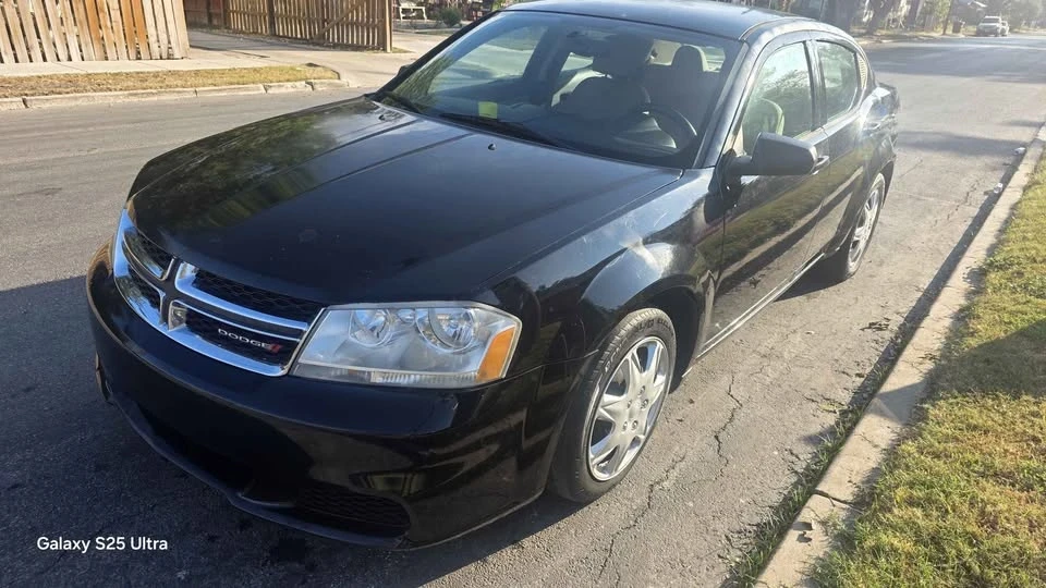 2014 Dodge Avenger Sedan - Image 4 of 8