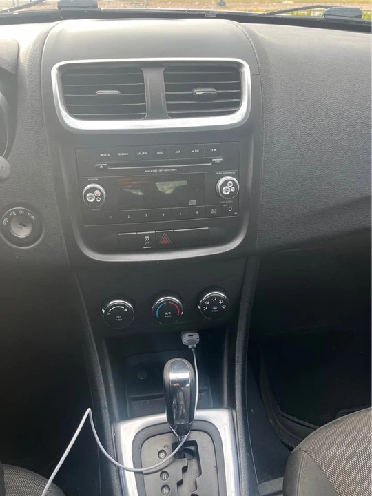 2014 Dodge Avenger Sedan - Image 6 of 6