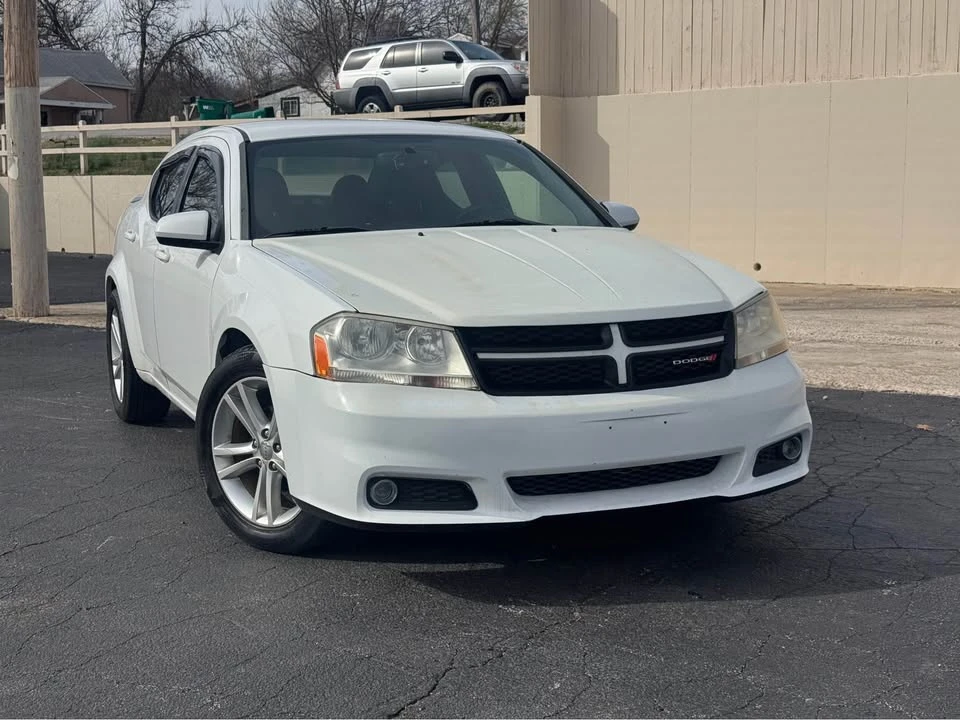 2012 Dodge Avenger Sedan - Image 2 of 15