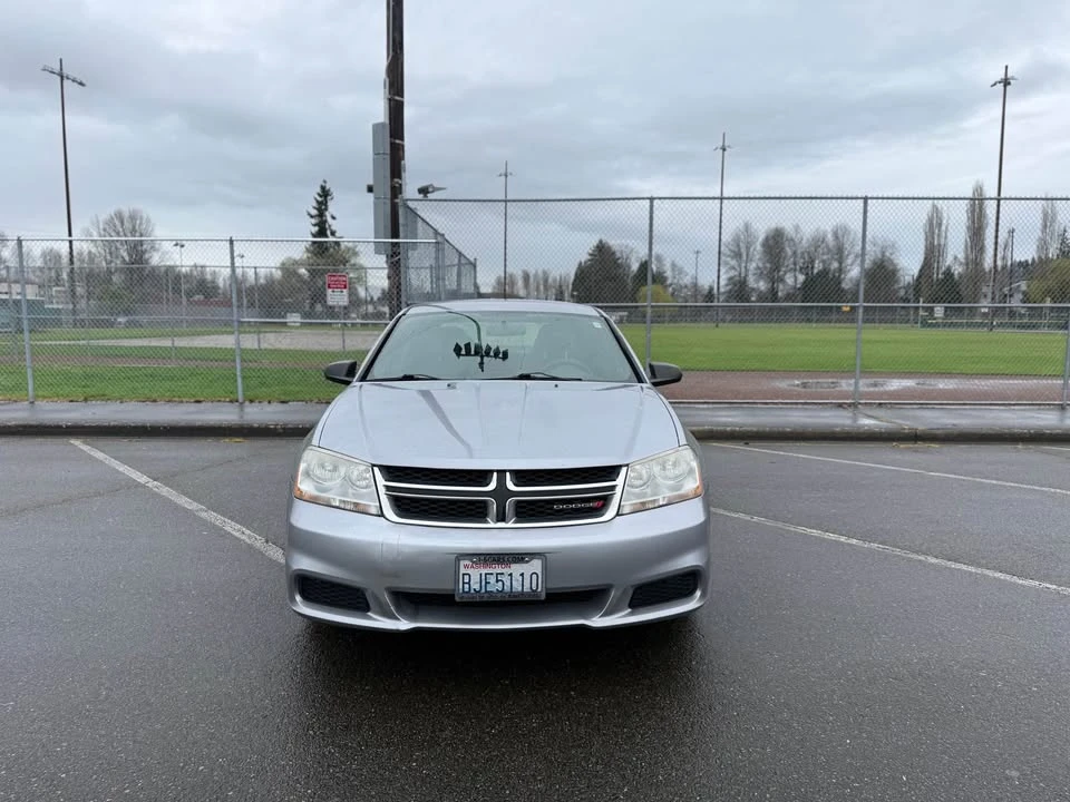 2014 Dodge Avenger Sedan - Image 2 of 13