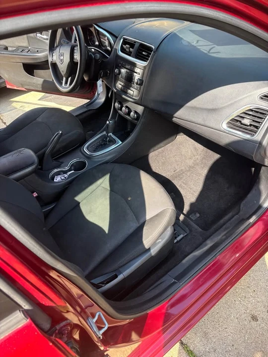 2014 Dodge Avenger Sedan - Image 5 of 9