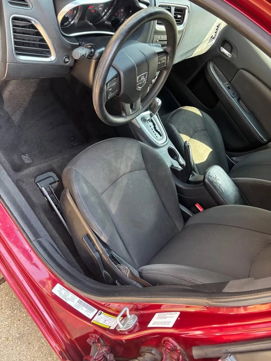 2014 Dodge Avenger Sedan - Image 2 of 9