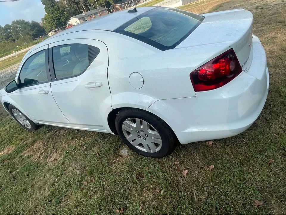 2014 Dodge Avenger Sedan - Image 7 of 7