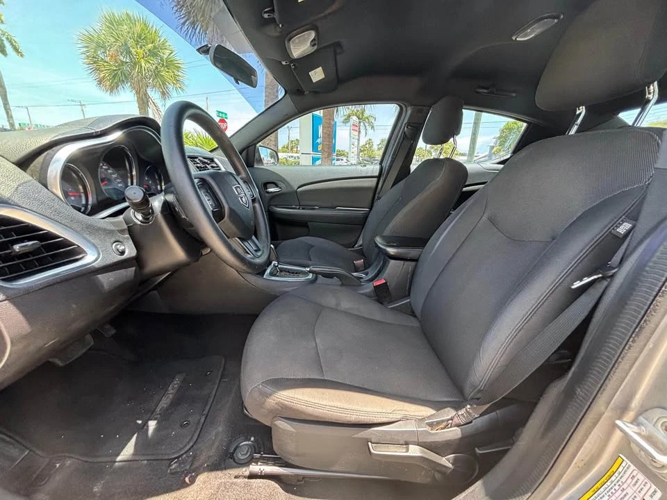 2014 Dodge Avenger Sedan - Image 6 of 8