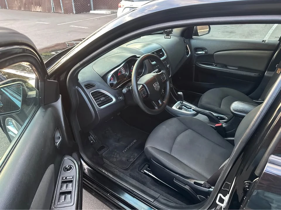 2014 Dodge Avenger Sedan - Image 8 of 10