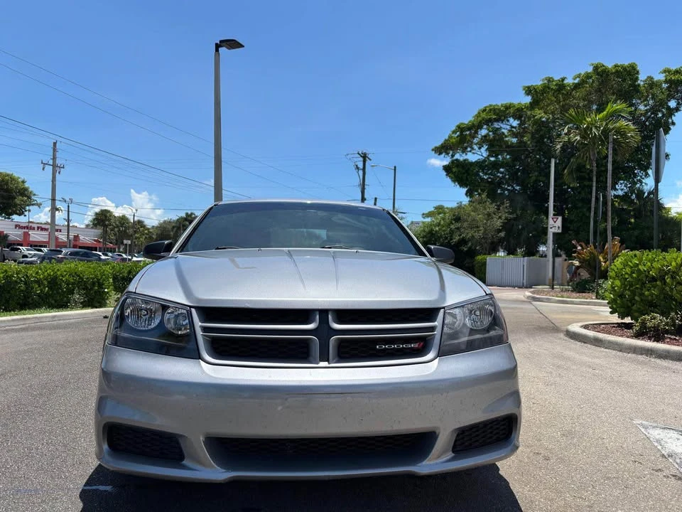 2014 Dodge Avenger Sedan - Image 5 of 8