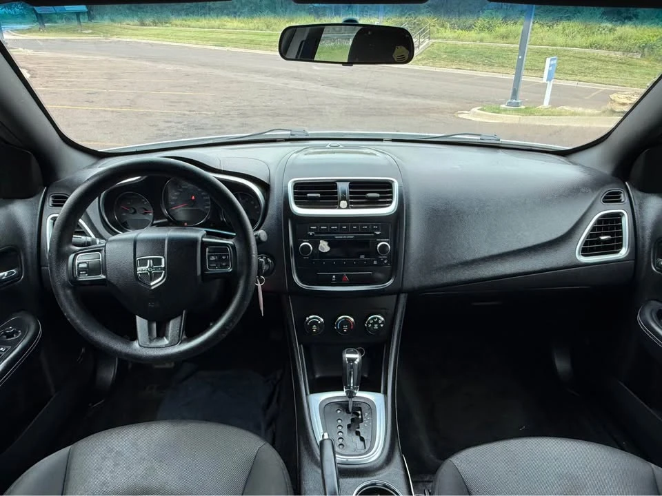 2014 Dodge Avenger Sedan - Image 15 of 20