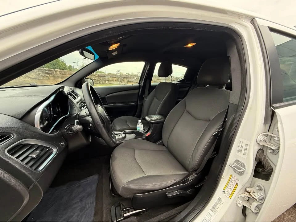 2014 Dodge Avenger Sedan - Image 11 of 20