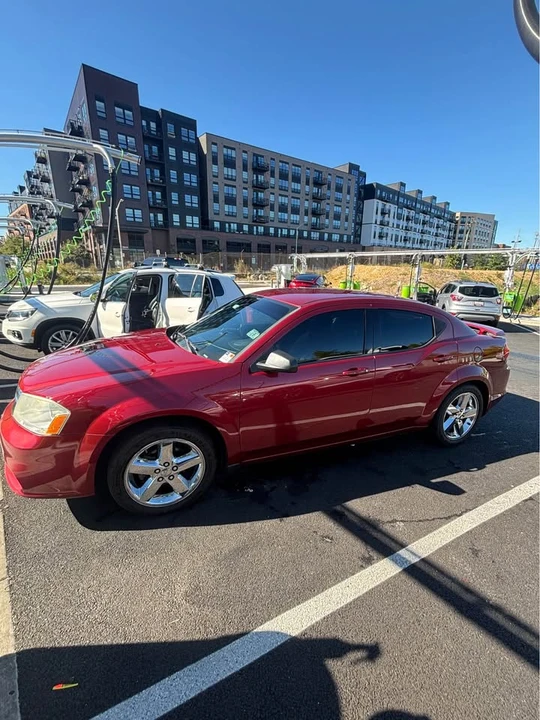 2014 Dodge Avenger Sedan - Image 2 of 7