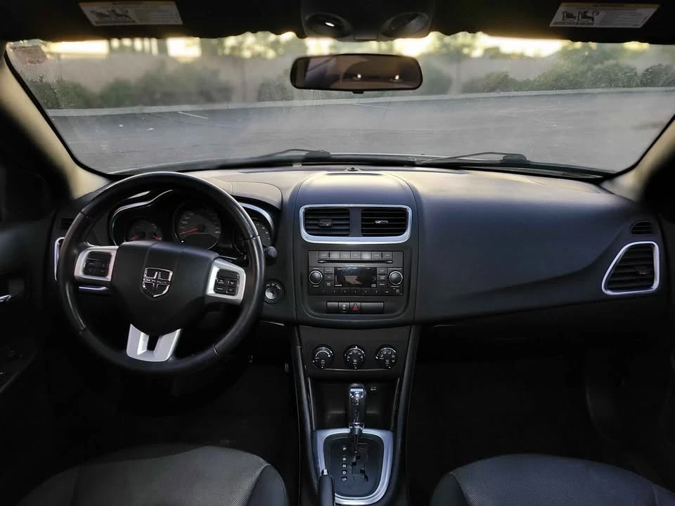 2014 Dodge Avenger Sedan - Image 8 of 10