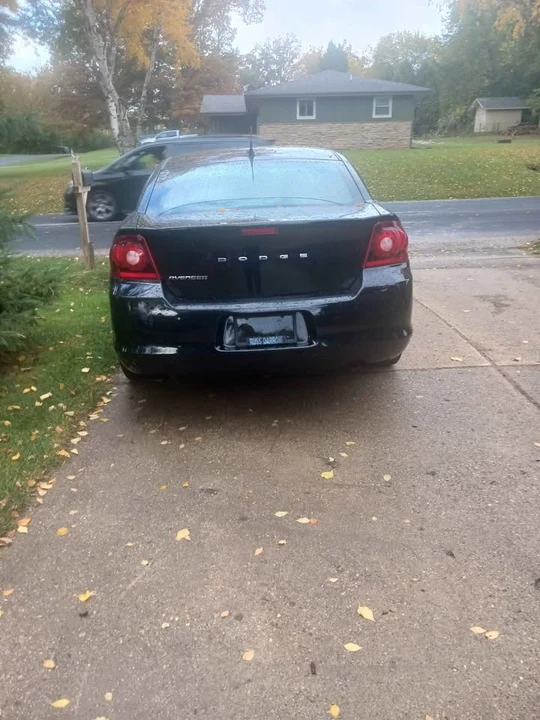 2014 Dodge Avenger Sedan - Image 2 of 4