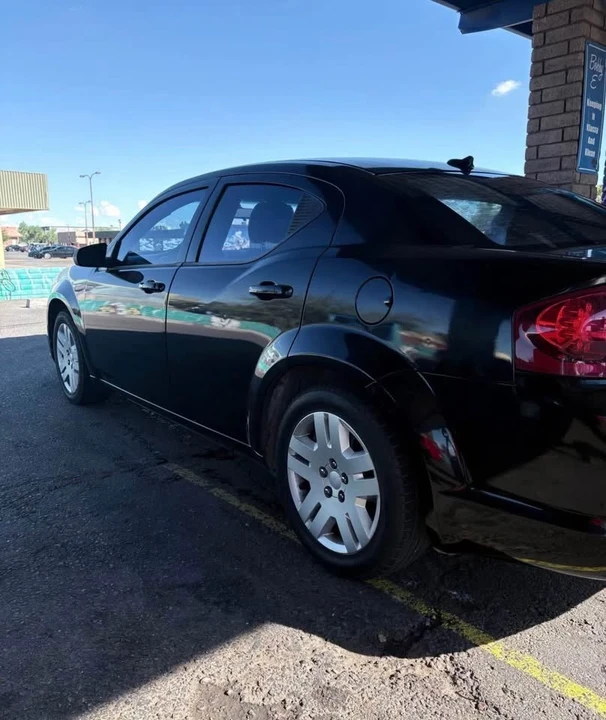 2014 Dodge Avenger Sedan - Image 4 of 9