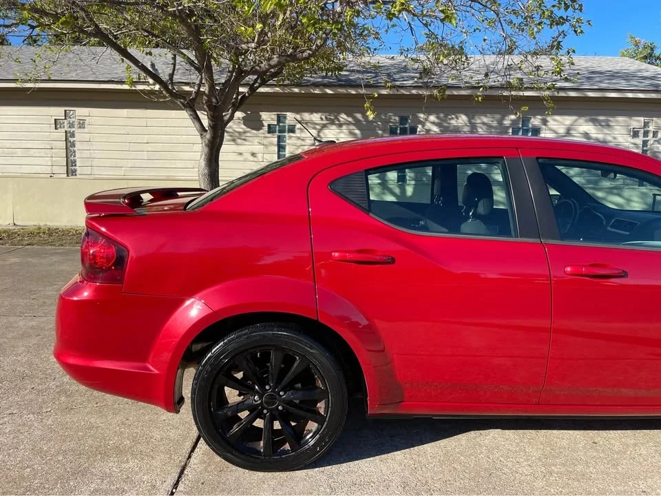 2014 Dodge Avenger Sedan - Image 4 of 19