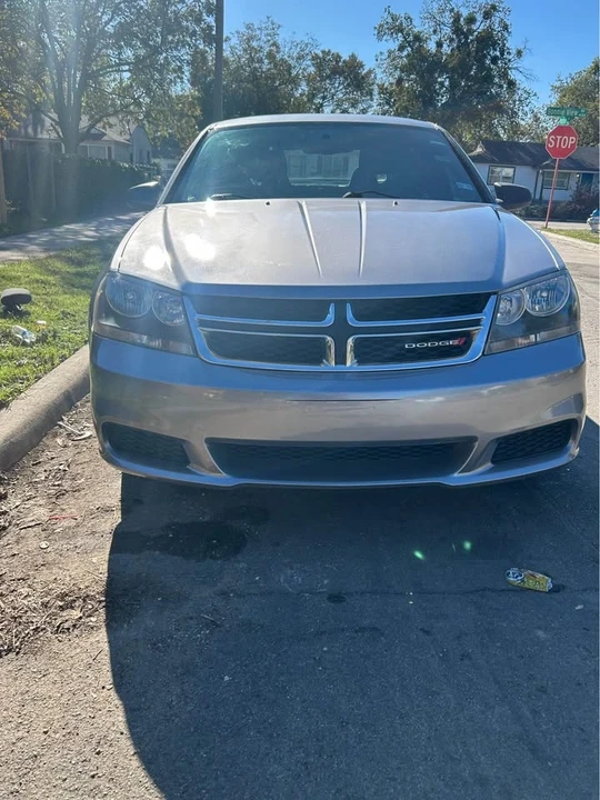 2014 Dodge Avenger Sedan - Image 3 of 11