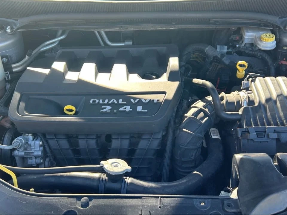2014 Dodge Avenger Sedan - Image 7 of 11