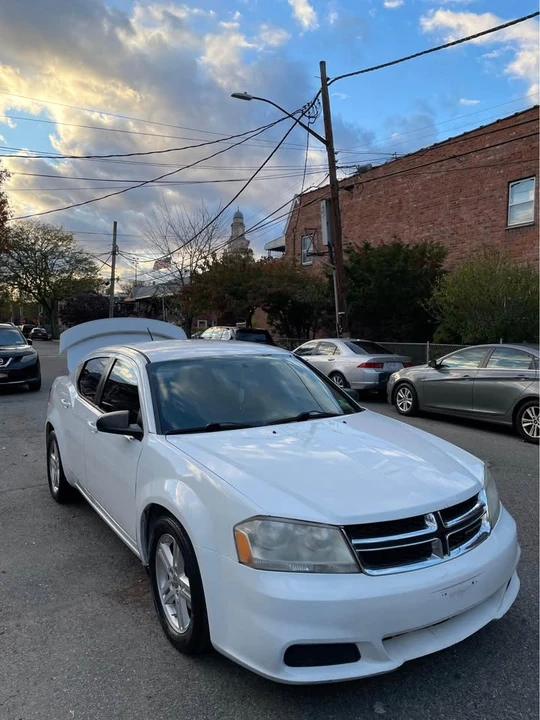 2014 Dodge Avenger Sedan - Image 3 of 20