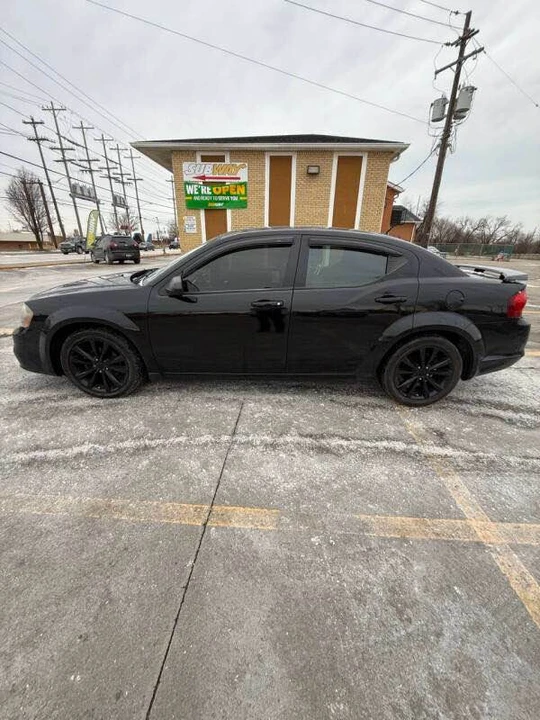 2014 Dodge Avenger Sedan - Image 7 of 10