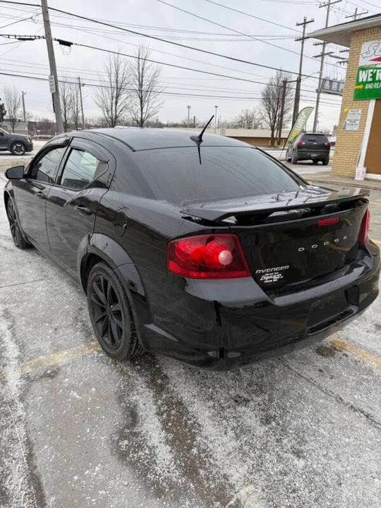 2014 Dodge Avenger Sedan - Image 6 of 10