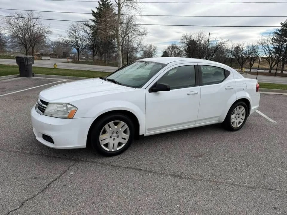 2014 Dodge Avenger Sedan - Image 3 of 11