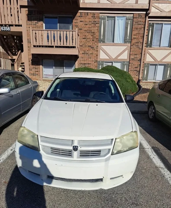 2014 Dodge Avenger Sedan - Image 4 of 7