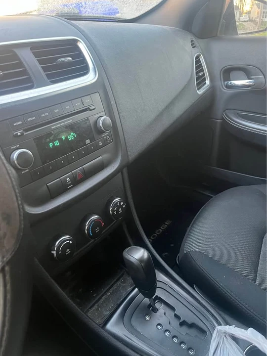 2014 Dodge Avenger Sedan - Image 8 of 10