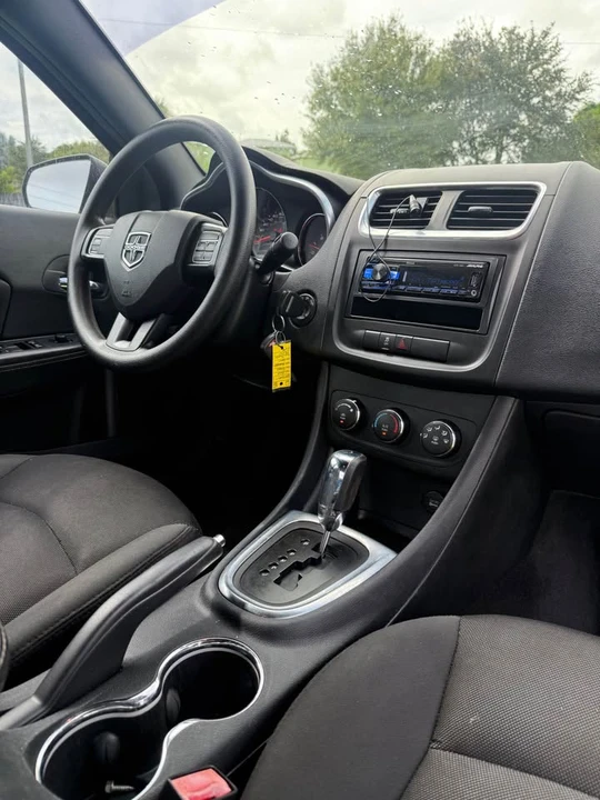 2014 Dodge Avenger Sedan - Image 9 of 10